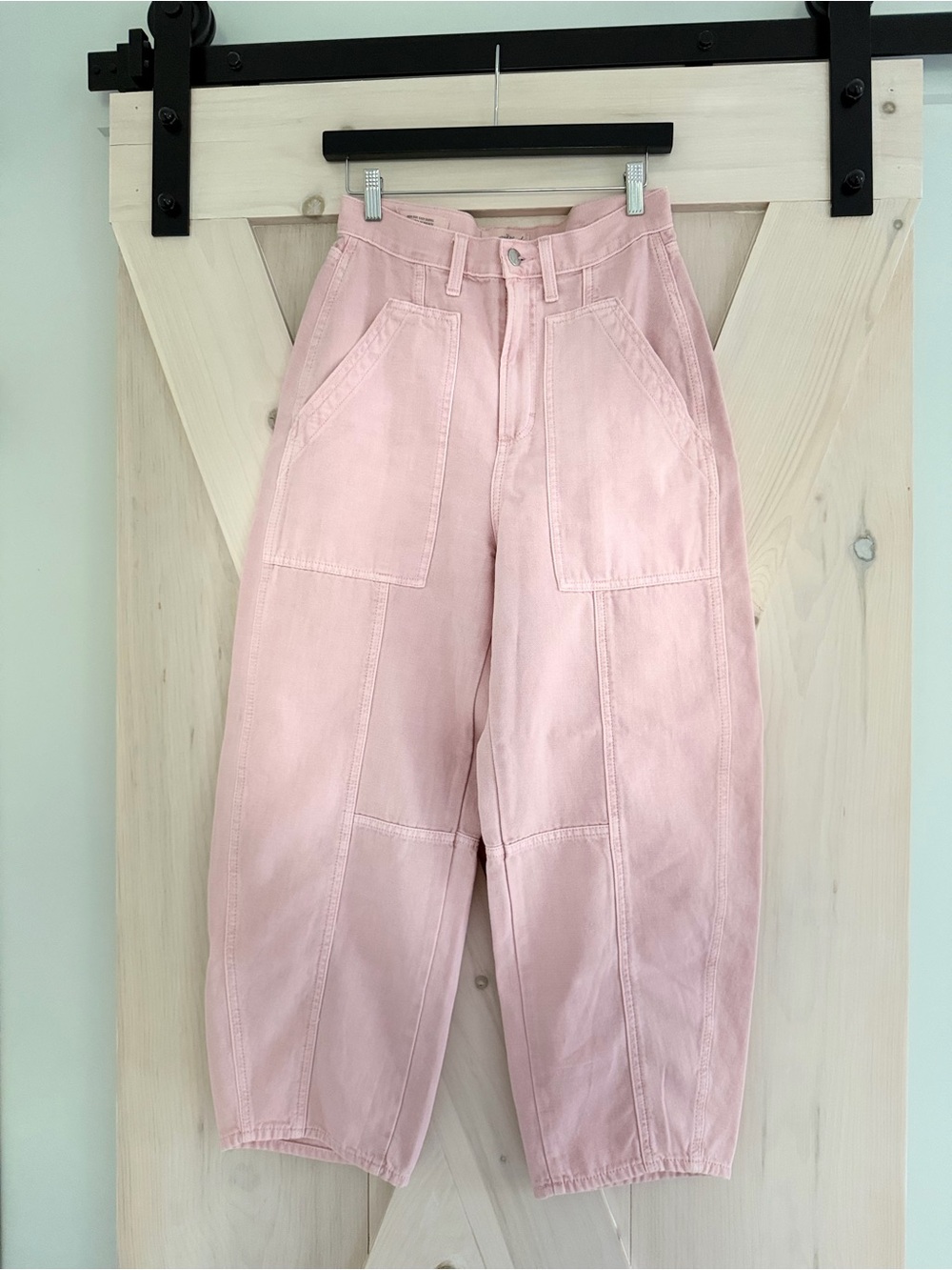 Universal Thread Soft Pink High-Rise Easy Barrel Utility Pants Size 4
